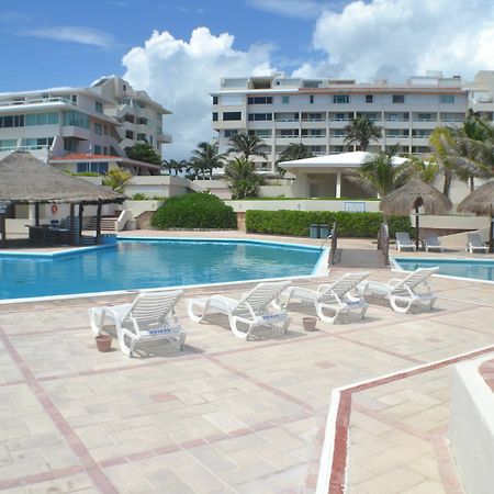 קנקון Brisas 10 Beachside Suites מראה חיצוני תמונה