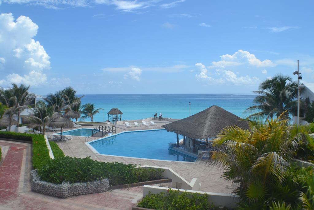 קנקון Brisas 10 Beachside Suites מראה חיצוני תמונה