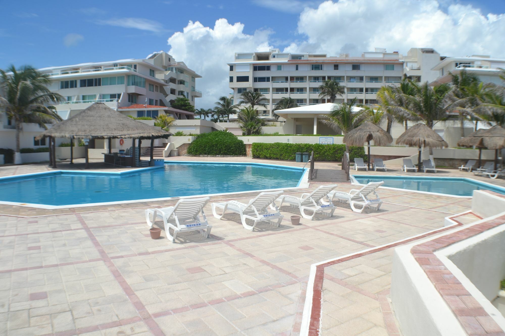 קנקון Brisas 10 Beachside Suites מראה חיצוני תמונה
