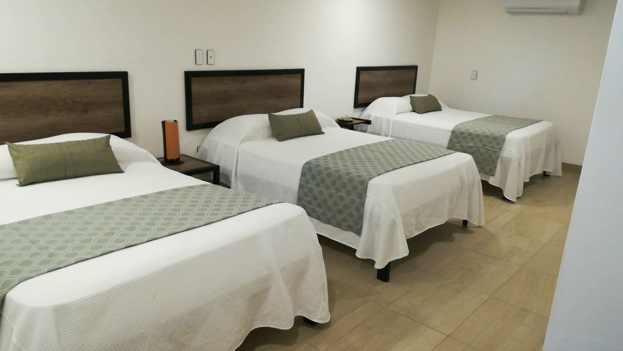 קנקון Brisas 10 Beachside Suites מראה חיצוני תמונה