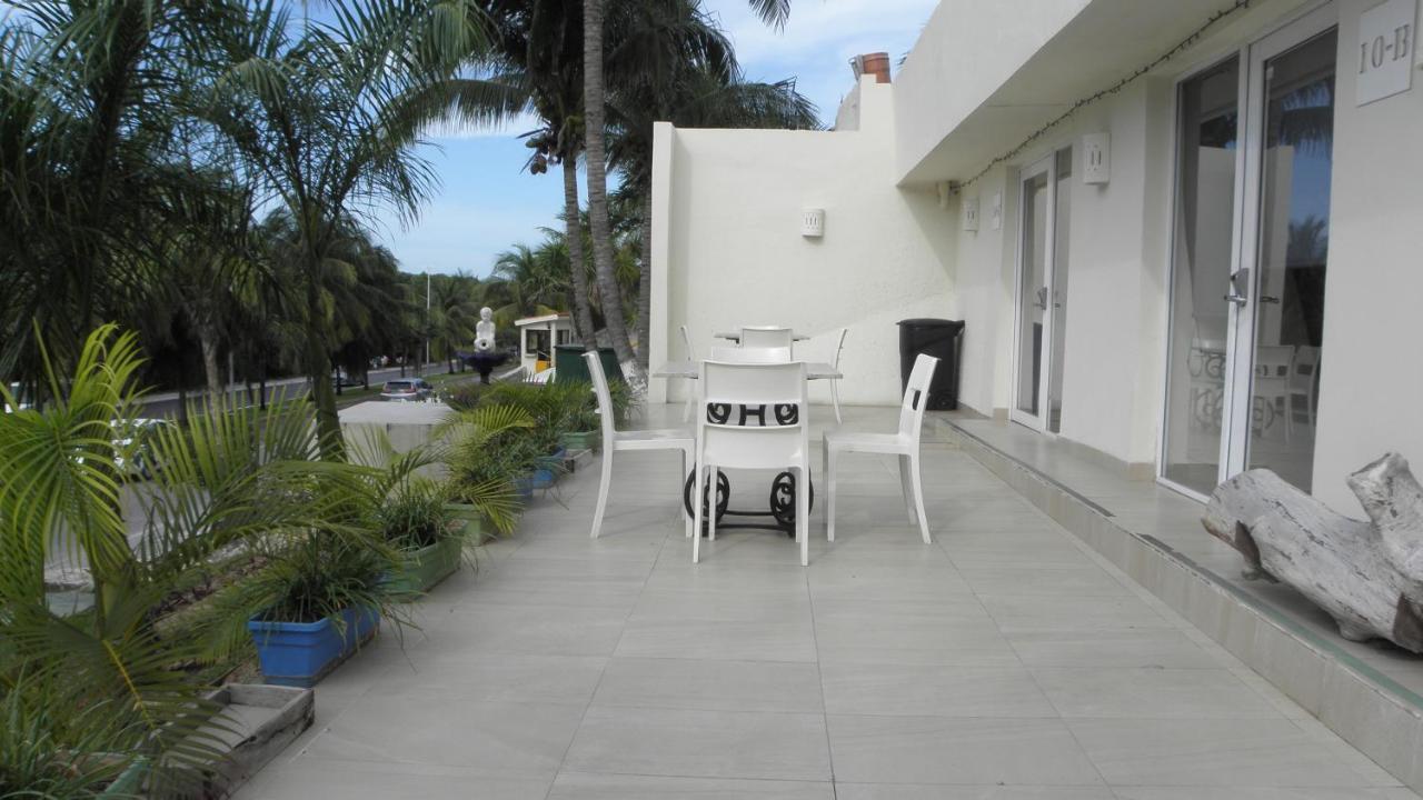 קנקון Brisas 10 Beachside Suites מראה חיצוני תמונה
