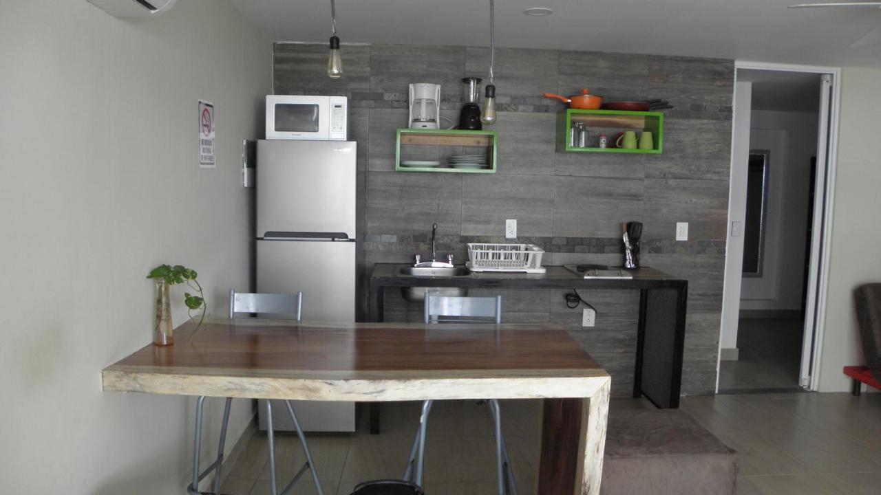 קנקון Brisas 10 Beachside Suites מראה חיצוני תמונה