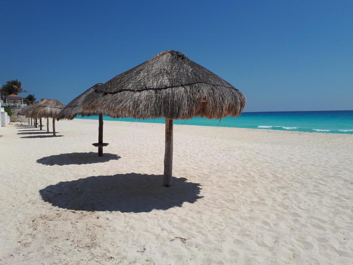 קנקון Brisas 10 Beachside Suites מראה חיצוני תמונה
