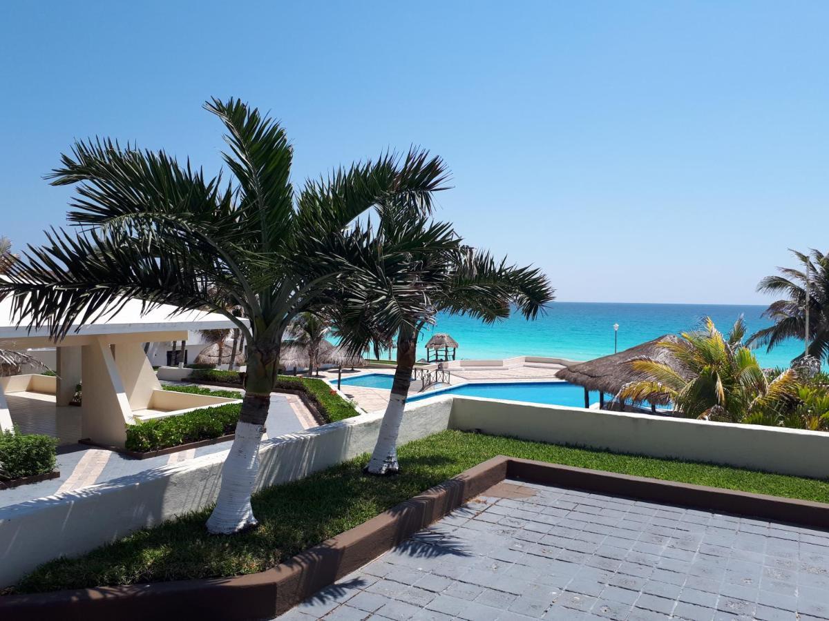 קנקון Brisas 10 Beachside Suites מראה חיצוני תמונה