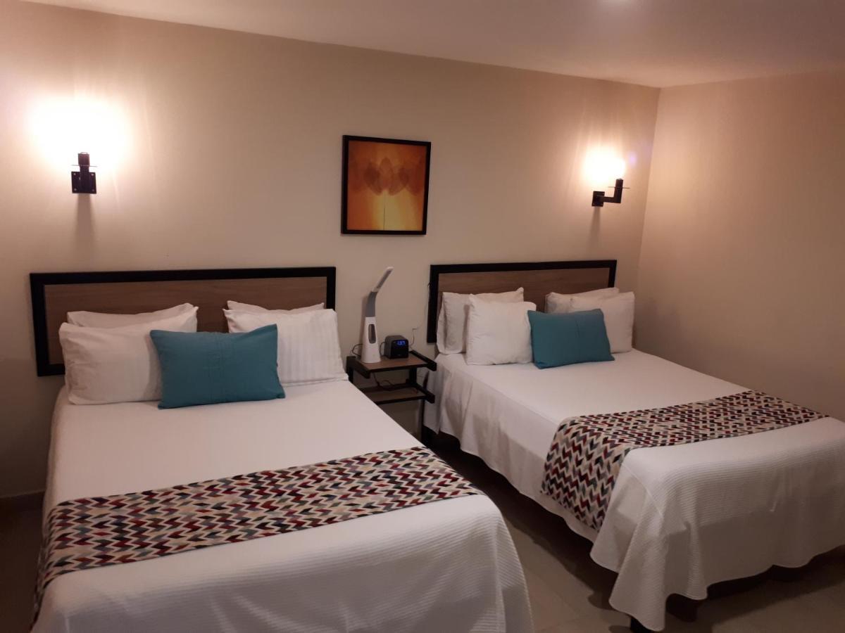 קנקון Brisas 10 Beachside Suites מראה חיצוני תמונה